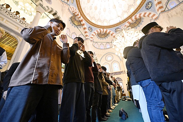 V Japonsku rychle přibývá muslimů, šíří se protesty proti mešitám