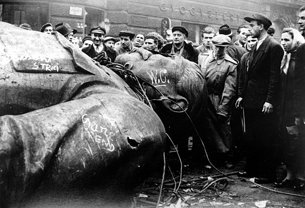 Rusáci, domů! Slogan krvavé revoluce roku 1956 se obrací proti Orbánovi Rusáci, domů! Slogan krvavé revoluce roku 1956 se obrací proti Orbánovi
