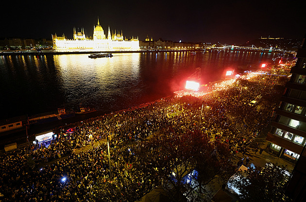 Tusk doufá, že Maďarsko pod novým vedením vydá Polsku dva stíhané politiky