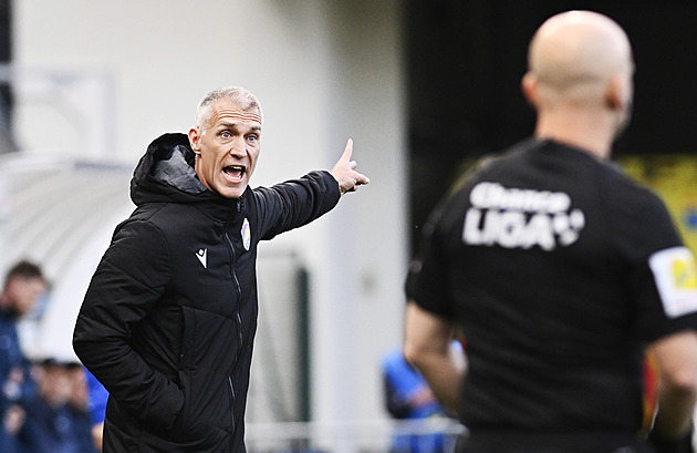 Ostuda, katastrofa. Takhle Viktorku vidět nechci, zlobil se plzeňský kouč Hyský