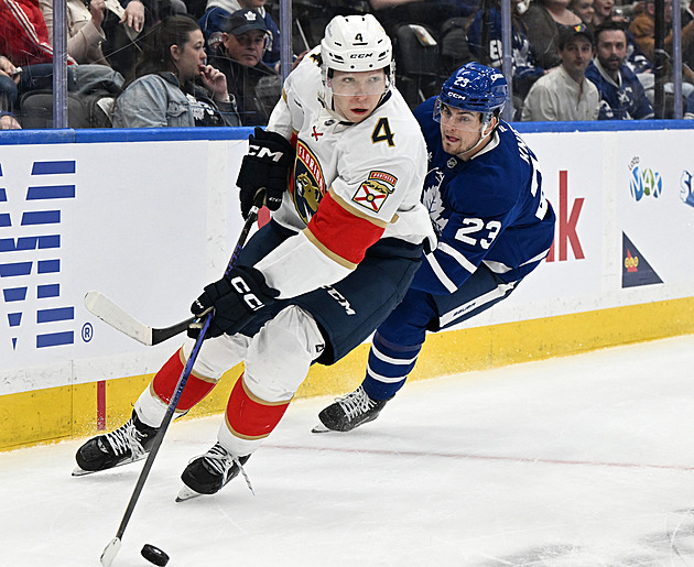 Nebudu lhát, chutná to skvěle! Nosek srazil Toronto dvěma góly, pomohl mu i krajan