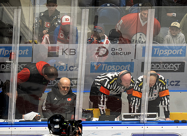 Pardubice - Sparta 1:0. Domácí jsou potřetí v řadě ve finále, rozhodla hrubka Krejčíka