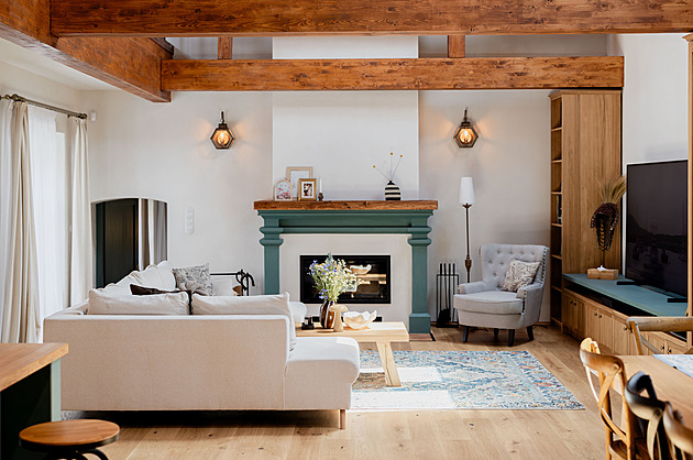 Zpěvačka Pártlová ukázala soukromí. Z totální ruiny vybudovala designový skvost