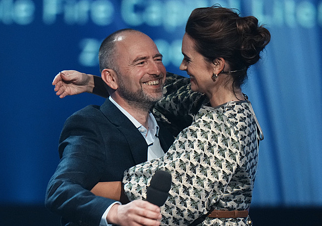 Magnesii Literu za knihu roku získala Dora Kaprálová, cenu čtenářů má Cyril Děckař