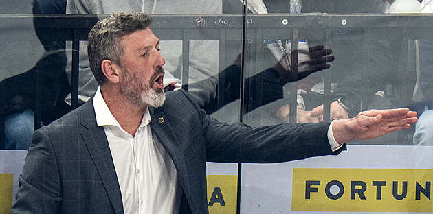 Choreo na Dědka i další ostrá hesla. Emoce mezi Spartou a Pardubicemi neutichají