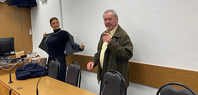 Nevěděl jsem o tom. Muži chodil 25 let důchod mrtvé tchyně, dostal podmínku