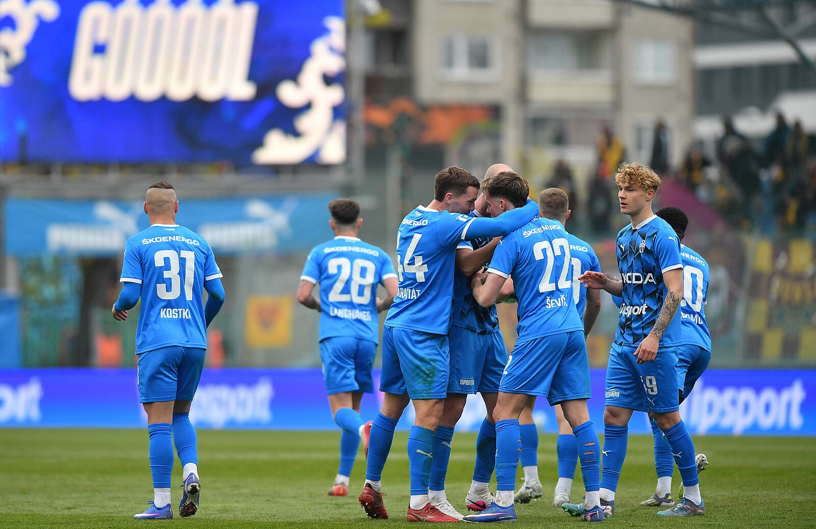 Karviná - Boleslav 0:3, tři různí střelci, hosté ale skupině o udržení neunikli