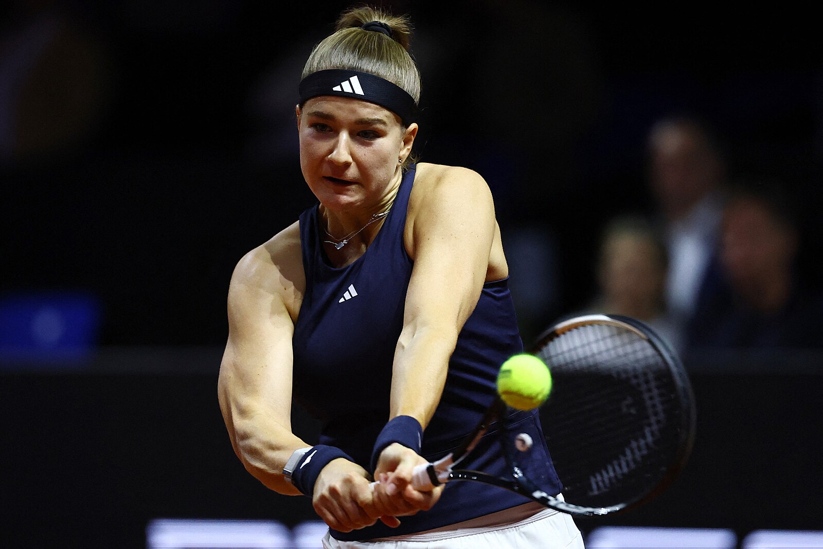 Tenis ONLINE: Nabité finále ve Stuttgartu, Muchová bojuje s Rybakinovou