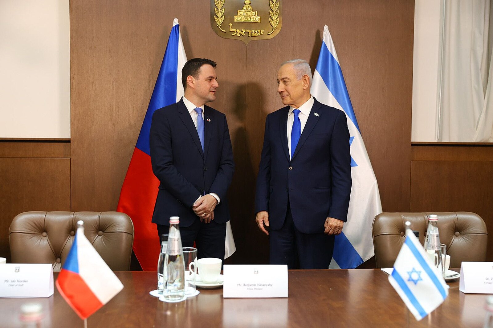 Západ morálně hnije, my stojíme při vás, vzkázal Izraeli Macinka. Jedná v Jeruzalémě