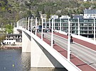 V Praze se otev�el Dvorecký most. Je jednadvacátým mostem v metropoli p�es �eku...