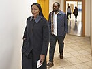 Majitelka fotbalového Dynama Nneka Ede jednala se zástupci kraje a m�sta. (14....