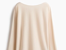 Svetr s lodi�kovým výst�ihem rozzá�í vá� outfit. Cena 569 K�