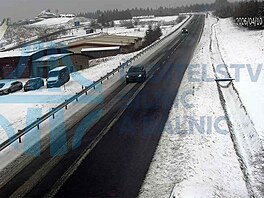 Snímek z obchvatu Bo�ího Daru. Pohled sm�rem na Klínovec. (10. dubna 2026)