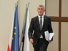 Andrej Babi� (ANO) na tiskové konferenci vlády. (13. dubna 2026)