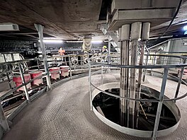 Uvnit� kore�kového rypadla RK 5000 v lomu �SA na Mostecku. (15. dubna 2026)