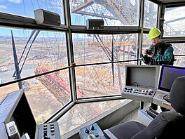 Uvnit� kore�kového rypadla RK 5000 v lomu �SA na Mostecku. (15. dubna 2026)