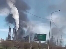 Ukrajinský útok na chemického giganta v �erepovci (duben 2026)