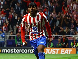 Ademola Lookman (Atlético) sni�uje na 1:2 v odvet� �tvrtfinále Ligy mistr�...