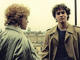 Veronika Jeníková a Jan Potm�il ve filmu Bony a klid (1988)