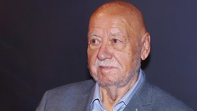 Zemřel kapelník Václav Hybš, doprovázel zlaté slavíky i populární estrády