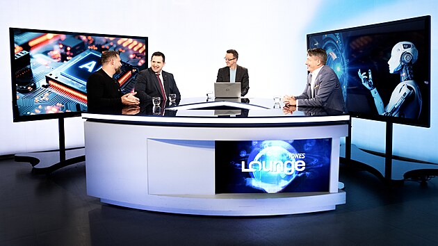 Hosty po�adu iDNES Lounge na t�ma �AI a technologie � jak m�n� byznys� jsou �editel BIQ Group Marcel �erven�, �editel �esk� asociace AI Luk� Benzl, moder�tor Vladim�r Vok�l a obchodn� �editel MasterDC Karel Divi�. (13. dubna 2026)