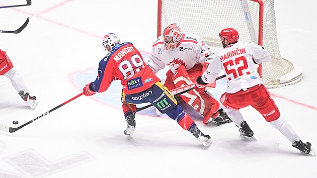 Sobotka, unvanın yakın ama aynı zamanda çok uzak olduğunu söylüyor