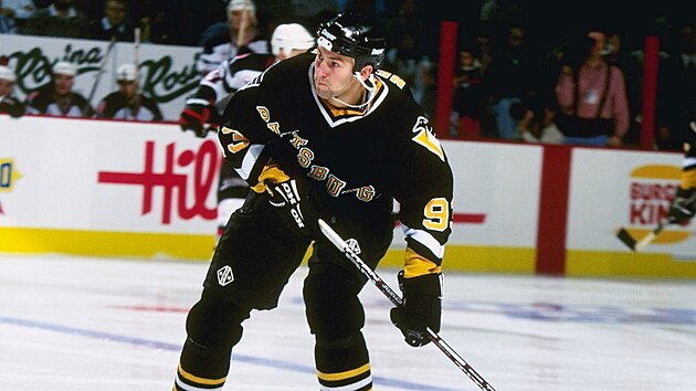 Petr Nedv�d za�il v dresu Pittsburgh Penguins nejproduktivn�j�í období své...
