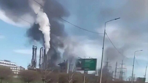 Ukrajinci zasáhli ruského chemického giganta na výrobu hnojiv. Slouží i armádě