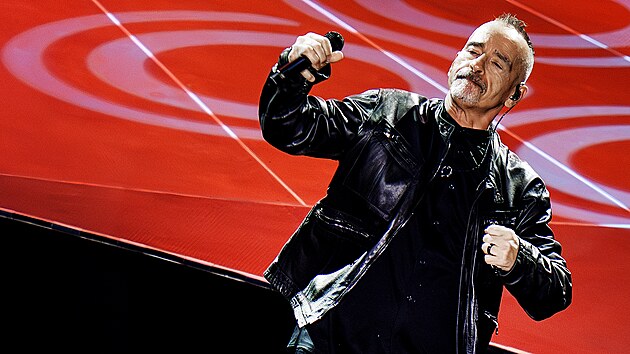 Koncert Erose Ramazzottiho v O2 aren� (10. dubna 2026, Praha).