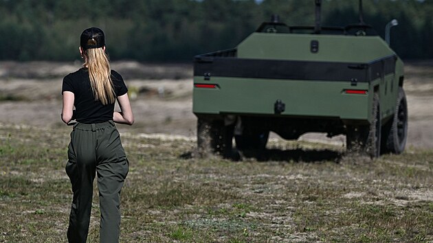 Budoucnost je tady. Poprvé jsme dobyli ruské pozice jen s roboty, hlásí Zelenskyj