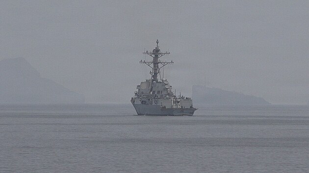 Přes blokádu íránských přístavů se dosud nedostala ani jedna loď, hlásí americká armáda