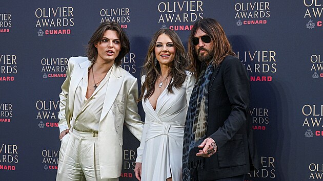 Damian Hurley, Elizabeth Hurley a Billy Ray Cyrus na Olivier Awards v Lond�n� (12. dubna 2026)