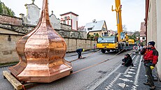 Vrchlabský kláštern�­ kostel má zpÄ�t opravenou vrchn�­ Ä�ást střechy vÄ�že