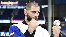 Svou náturu Ji�í Procházka na Florid� nezap�el ani p�i slavnostním nadhozu p�ed...