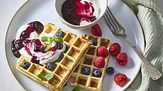 Sladké vafle s bor�vkami