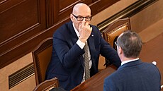 Ministr kultury Oto Klempí� na mimo�ádné sch�zi Poslanecké sn�movny, kterou...