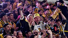 Fanou�ci Litvínova b�hem bará�ového klání s Jihlavou.