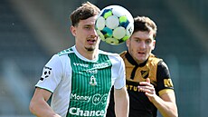 Dominik Hollý z Jablonce (vlevo) a ostravský Karel Pojezný