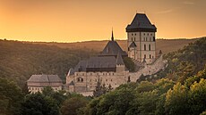 Pohádky z hrad� d�lají nejlep�í místo pro �ivot. Postele s nebesy, stoly...