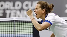 Kapitánka Barbora Strýcová v utkání BJK Cupu proti �výcarkám
