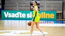 Eli�ka Hamzová zakon�uje