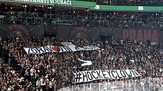 Transparent spar�anského kotle b�hem �estého semifinále play off proti...