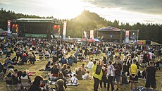 Snímek z festivalu Hrady CZ, zastávka na Bezd�zu