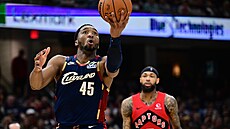 Donovan Mitchell z Clevelandu b�hem utkání play off proti Torontu.