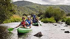 Objevte v lét� st�ední �echy! Vyrazit m��ete t�eba na Berounku.