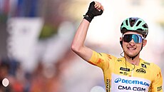 Paul Seixas slaví své t�etí etapové vít�zství na závod� Kolem Baskicka.