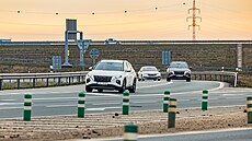 Hradec Králové zva�uje v oblasti Ploti�� nad Labem alternativy pro napojení...