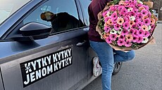 Kytky kytky jenom kytky, to je nový byznys Josefa Du�átka, který zalo�il...