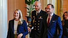 Norská korunní princezna Mette-Marit s dýchacím p�ístrojem a korunní princ...