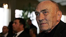 Herec Ladislav Lakomý (na foto ve v�ku 78 let), p�ítel Otakara Motejla